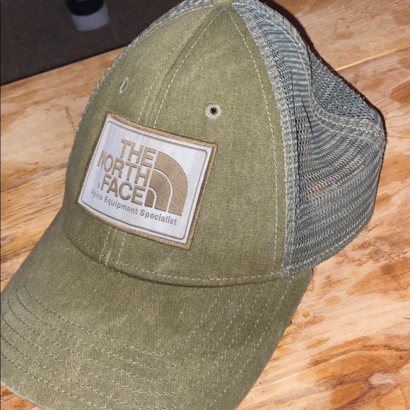 Other - North face hat (mesh back)